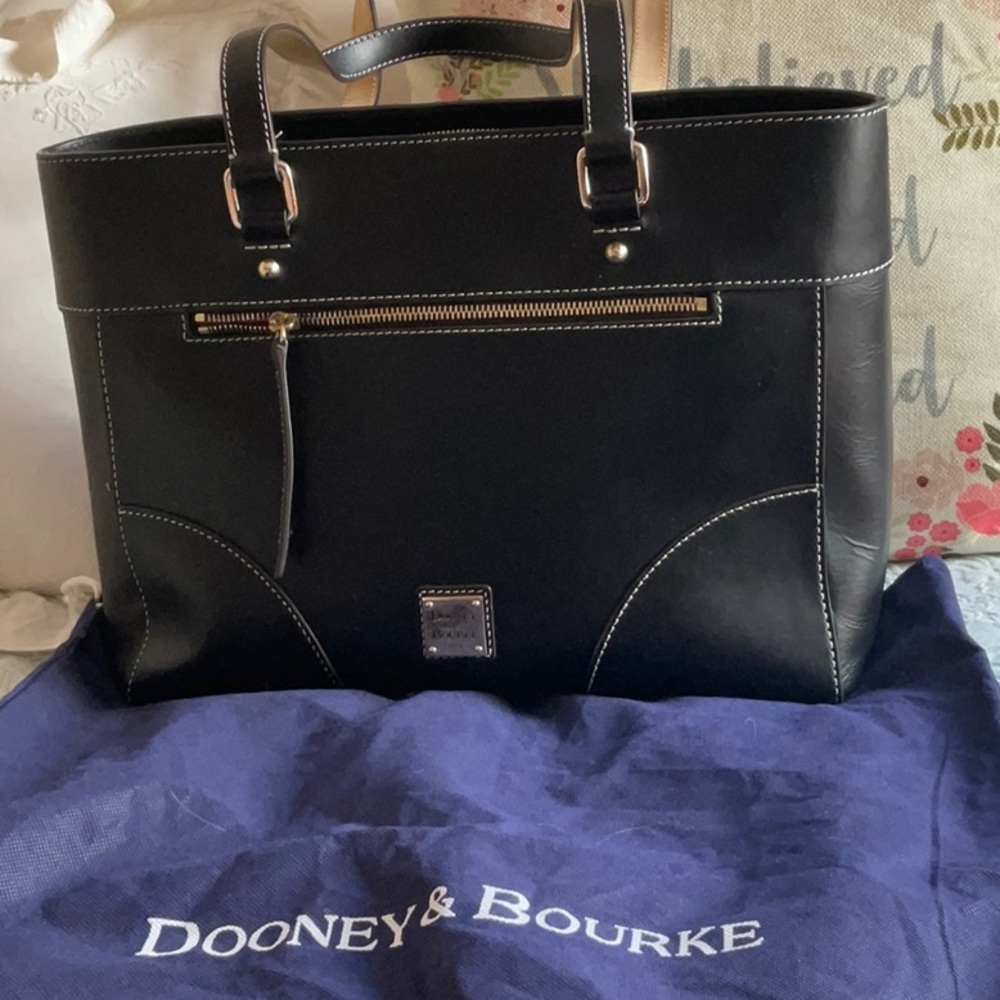 Dooney & Bourke Selleria Mila Tote